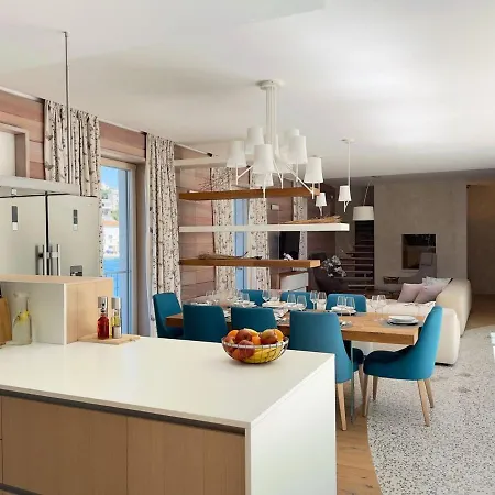 וילה Luxury Beachfront Lilly With Private Pool