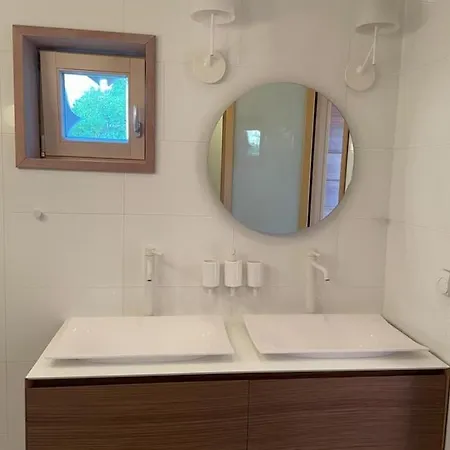 Luxury Beachfront Lilly With Private Pool וילה *